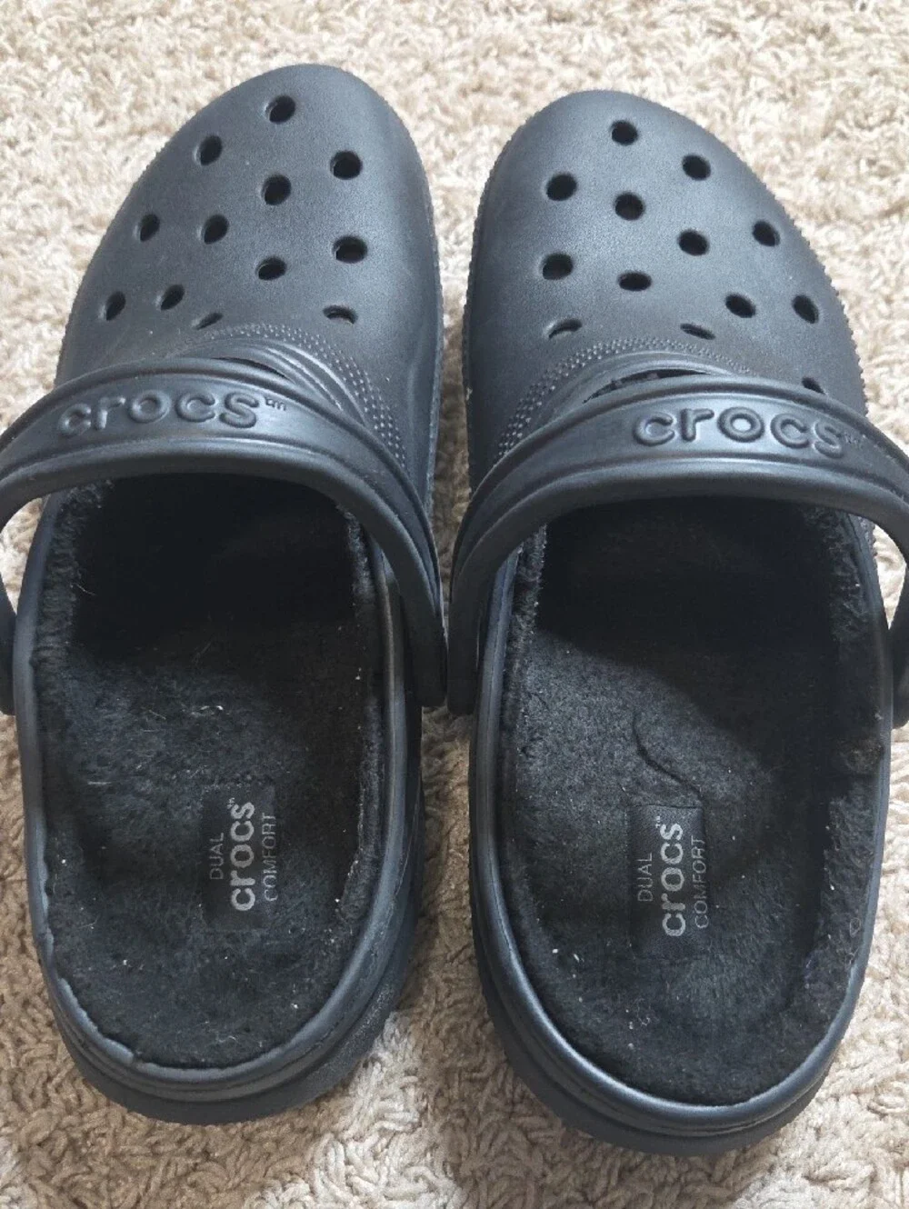 CROCS Men's 12M Black Classic Lined Clogs
